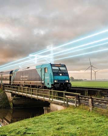 Bild der Marschbahn mit visualisierter Oberleitung